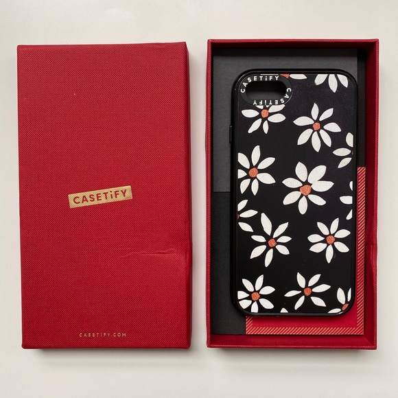CASETiFY iPhone 8 Hard Case - Picture 4 of 4